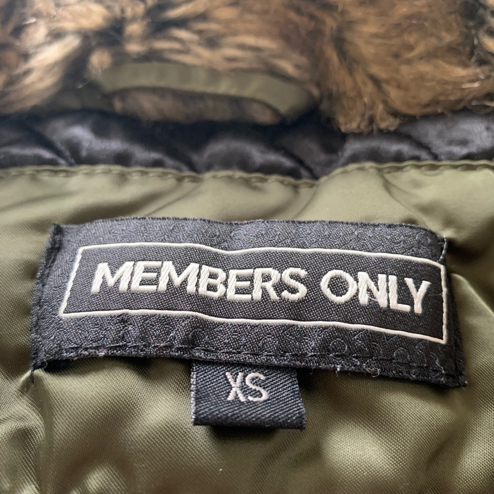 Jacket - Picture 2 of 3